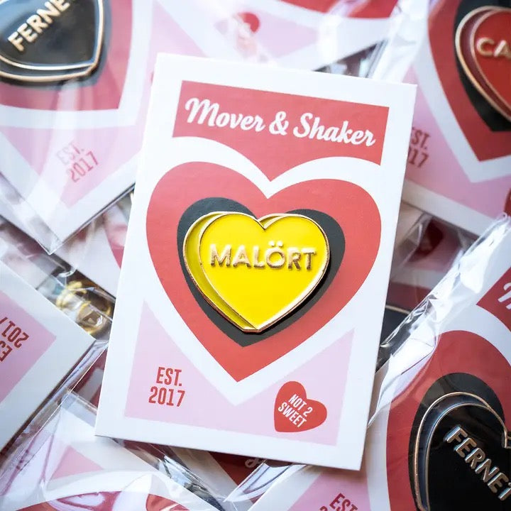 Malört Sweethearts Pin